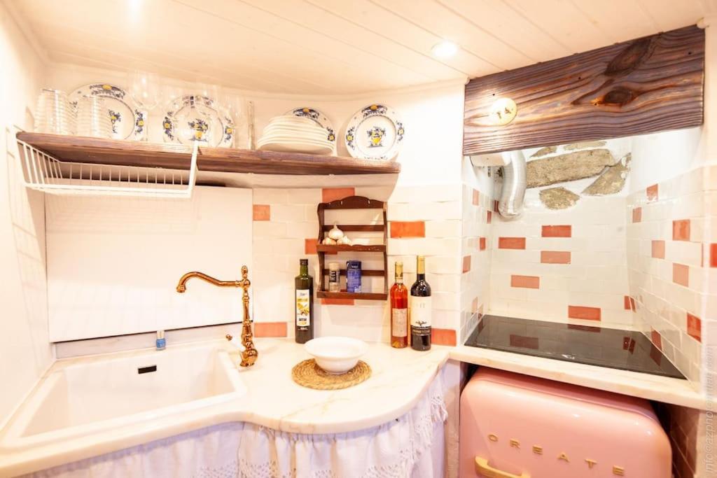 Cozy Windmill Close To The Beach Lourinha  Εξωτερικό φωτογραφία