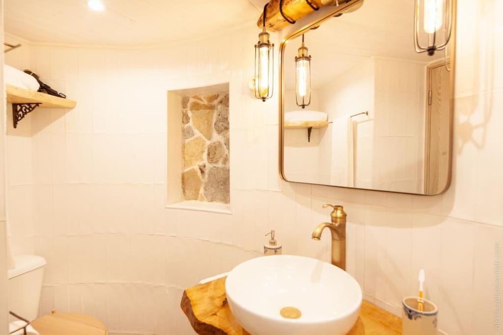 Cozy Windmill Close To The Beach Lourinha  Εξωτερικό φωτογραφία